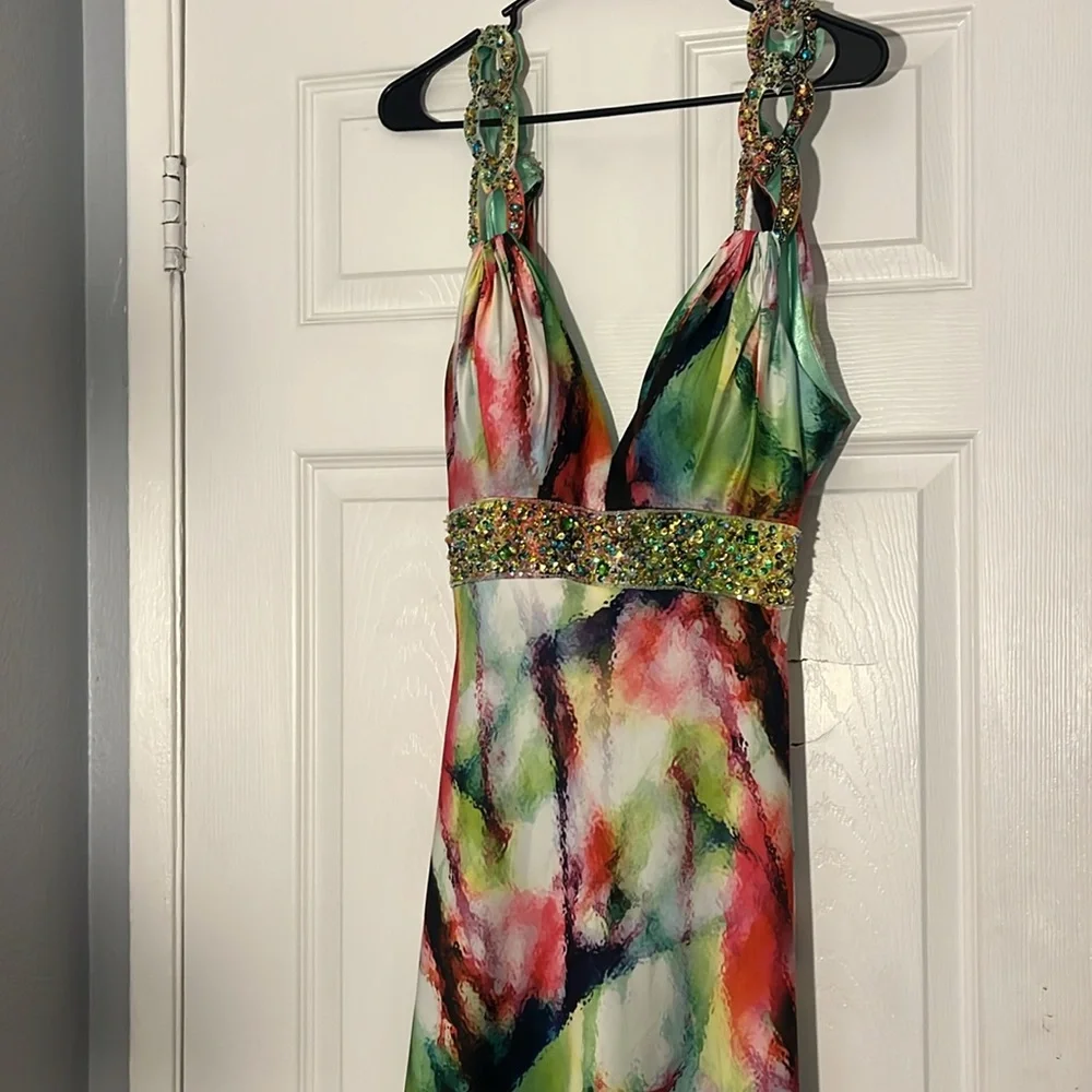 Camille La Vie Green and Pink Embellished Plunge Neck Prom Dress - Picture 6 of 7